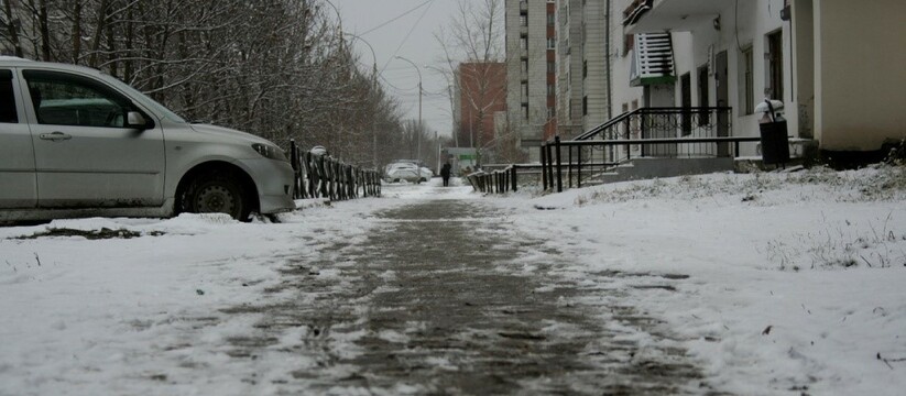Свердловскую область накрыл снегопад. Но это ещё не конец