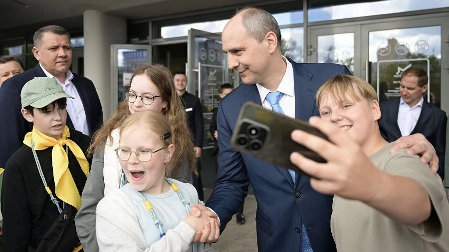 «Русская культура встречает роботов»: Денис Паслер запустил фестиваль «ТЕХНОполюшко» в Екатеринбурге