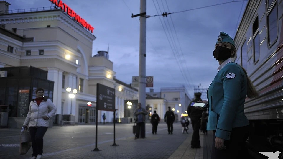 Главная картинка новости: Прокуратура вмешалась: на вокзале Екатеринбурга починили лифты для пассажиров с ограниченными возможностями