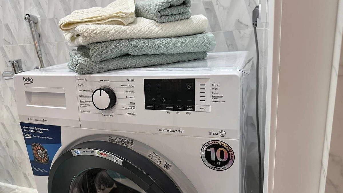 Стиралка больше не танцует по ванной: опытный сантехник рассказал, как решить проблему за 5 минут