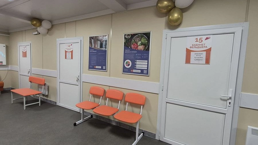 Главная картинка новости: Лучше, чем в городе: в двух уральских селах открылись современные врачебные практики для 4 тысяч человек