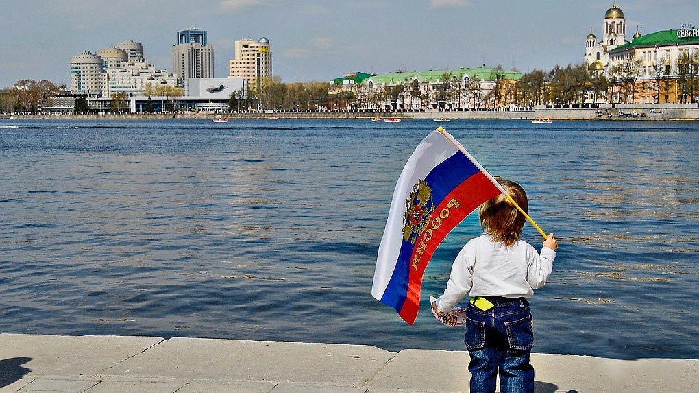 Главная картинка новости: Май 2025: изменения в законодательстве, которые затронут каждого