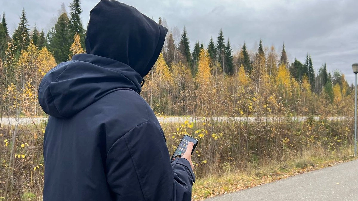 Мошенники звонят и молчат в трубку: зачем они это делают