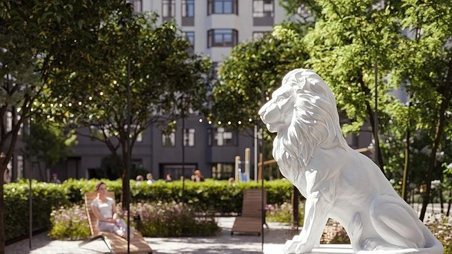 Эксклюзивная экскурсия по "Парку Победы": как попасть в закрытый квартал на Уралмаше