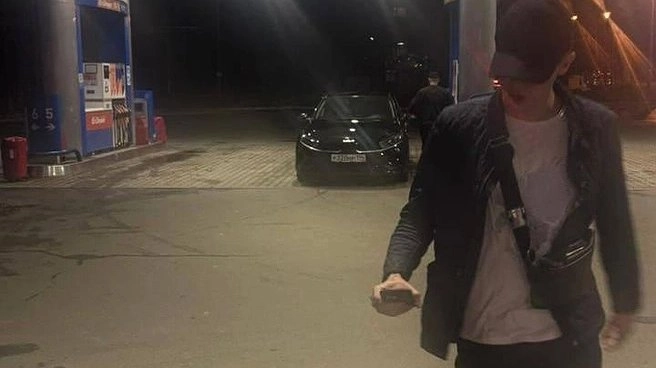 Главная картинка новости: Нападение на девушек в Екатеринбурге: боксер-неадекват ударил женщину после отказа