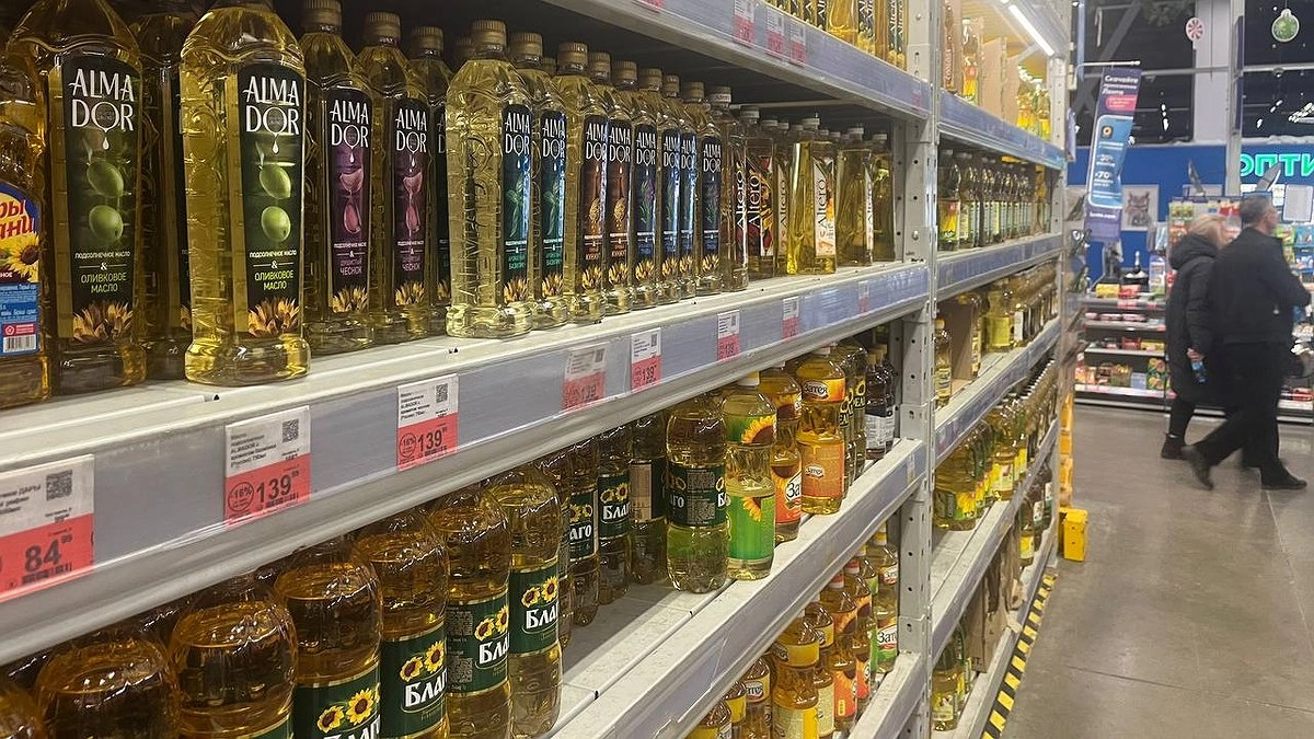 Это масло всегда берите: эксперты Роскачества назвали лучшие марки подсолнечного масла