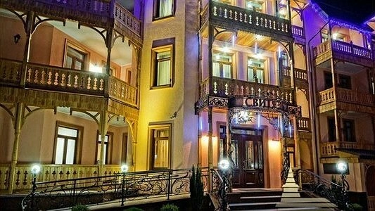 Отдых в санаториях Львова для русских туристов: по-русски говорить можно, Георгиевскую ленту надевать нельзя - апрель-май 2015 года
