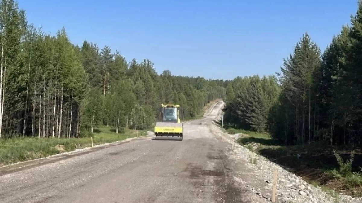 Губернатор Паслер подписал важный документ. Куда на Урале направят более 2 миллиардов рублей