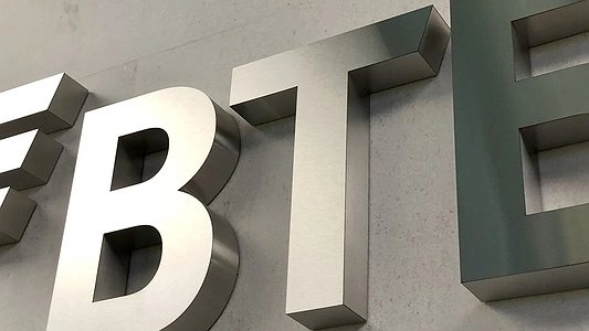 Клиенты ВТБ получили возможность пополнять брокерский счет через СБП со счета в любом банке