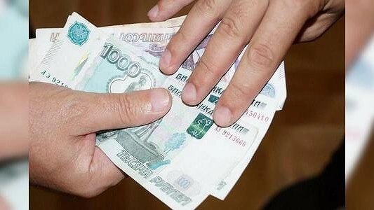 Свердловские семьи смогут оформить пособия на маленьких детей с 20 мая