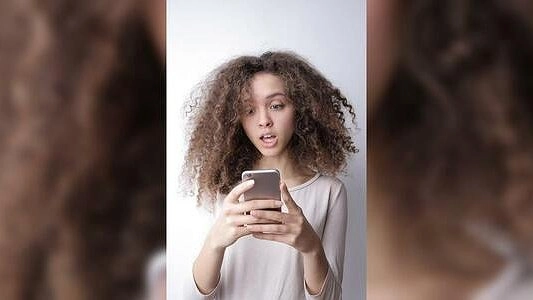 Главная картинка новости: Есть ли еще место для SMS в эпоху мобильных приложений