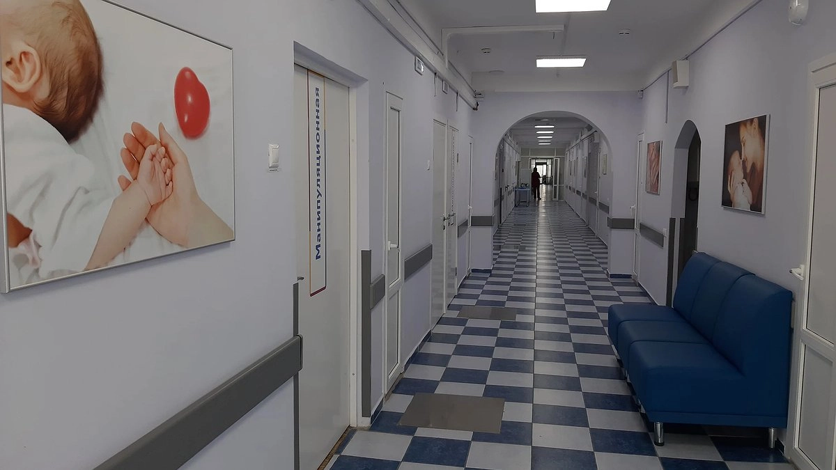 Депутат из Свердловской области призвал женщин, забеременевших после изнасилования, отдавать детей бездетным парам