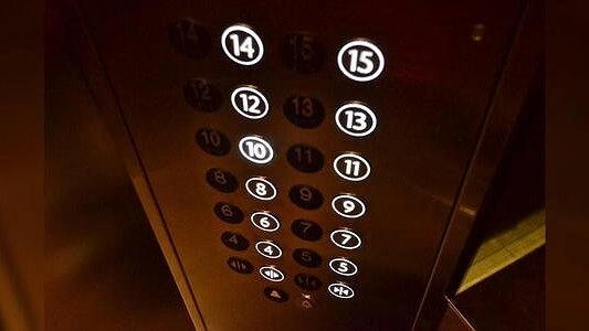 В Екатеринбурге усилят рейды по проверке масочного режима в подъездах жилых домов