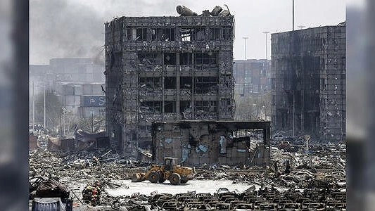 Серия взрывов в Китае - последствия катастрофы на фото и видео - 12 августа 2015