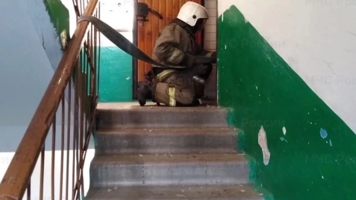 11 пожаров за сутки в Свердловской области: один погибший, шестеро пострадавших