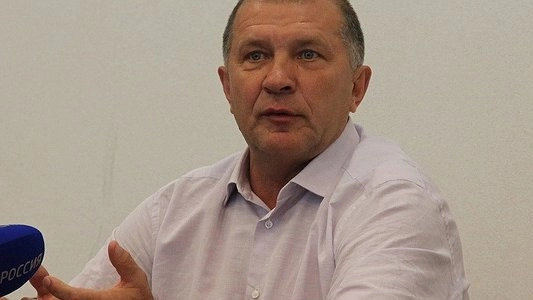 Главная картинка новости: Пресс-конференция с президентом ФК «Урал» Григорием Ивановым: глава клуба рассказал про новый стадион «Уралмаш», бюджет клуба и планы на ближайший сезон - фото и видео 9 июня 2015 года