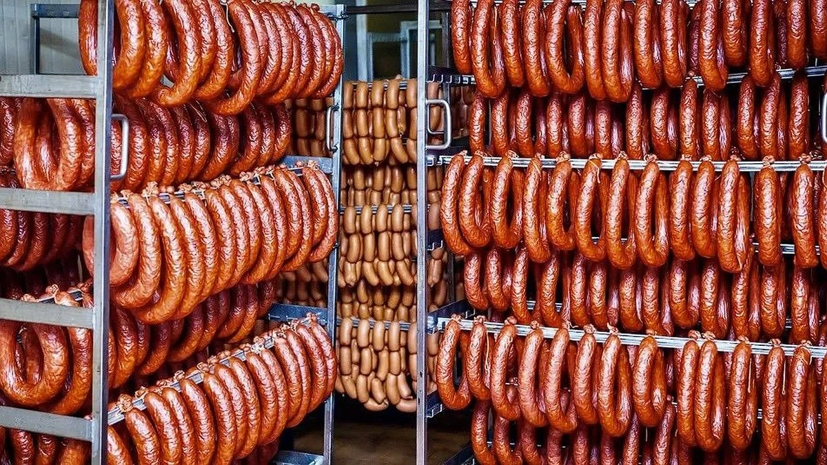 Главная картинка новости: Исторический мясокомбинат в Свердловской области могут признать банкротом из-за долга в 3,6 млрд рублей