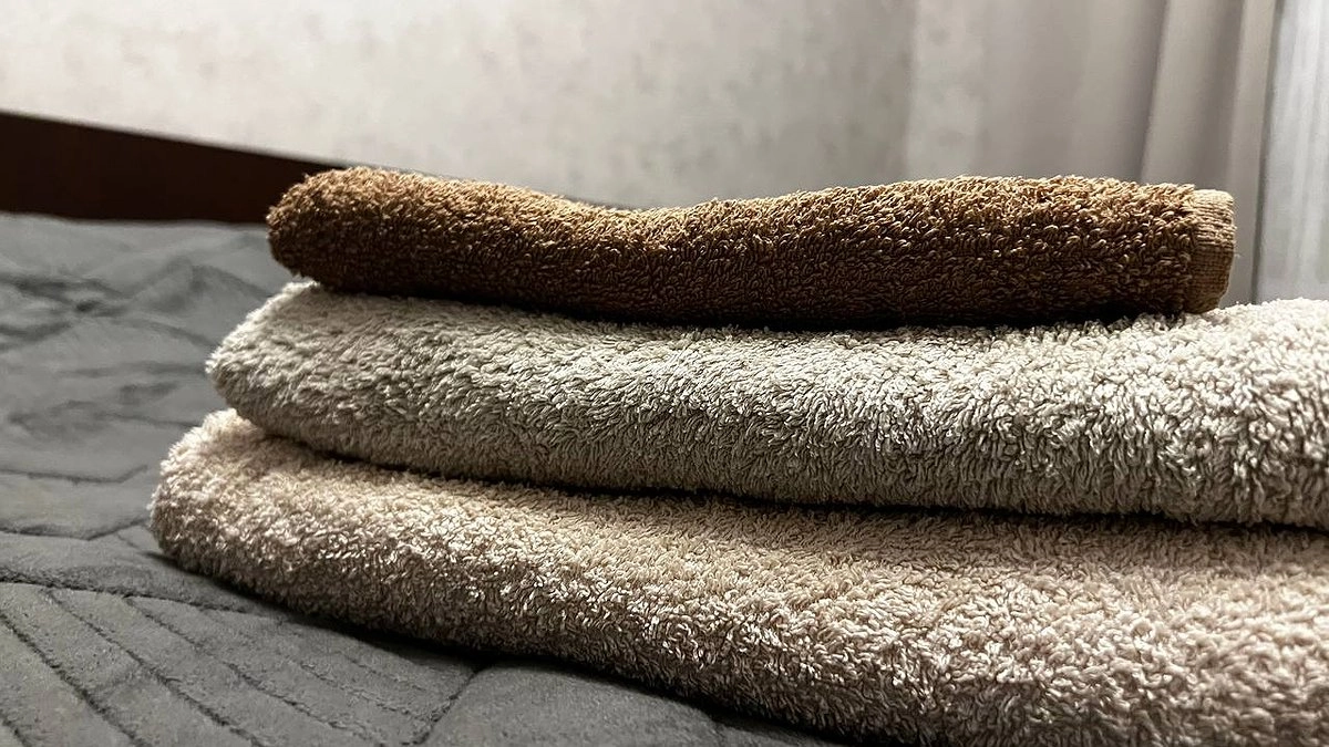 20 капель в соль – и стиральный порошок можно не покупать: вещи пахнут свежестью 2 недели