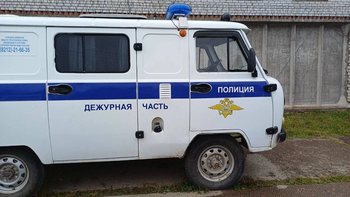 Вооруженное ограбление ломбарда в Ревде: трое екатеринбуржцев похитили украшений на 9 миллионов рублей