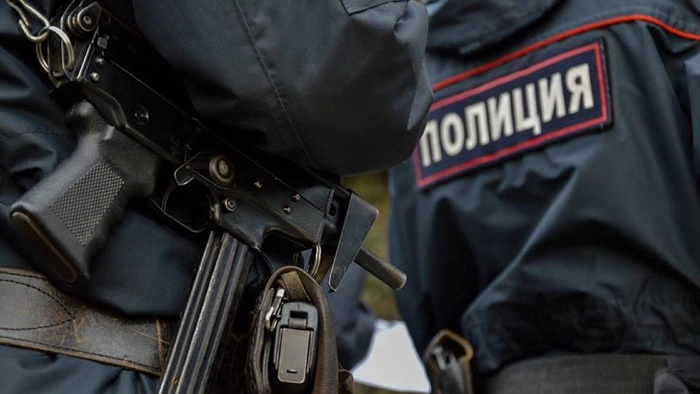 Главная картинка новости: Семейный кошмар: уральца приговорили за насилие над племянницами