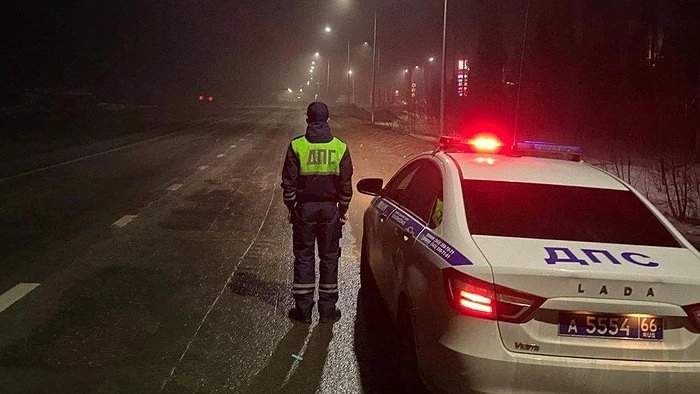 Главная картинка новости: Водители недовольны: на Полевском тракте снизили скорость до 40 км/ч