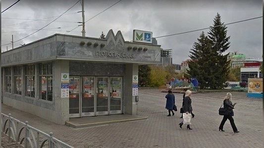 Для второй ветки метро? На станции «Геологическая» появятся новые эскалаторы