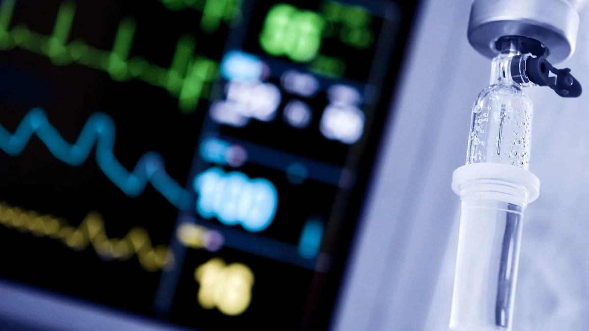 Врачи Екатеринбурга удалили тромб и спасли пациента, неделю игнорировавшего инсульт