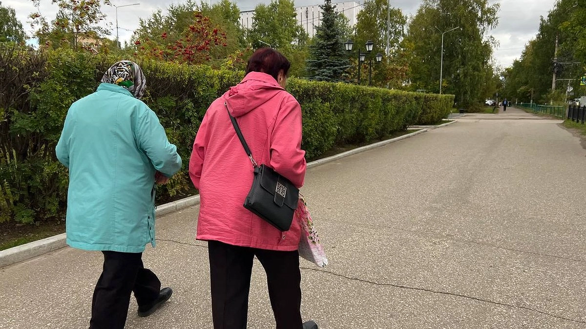 Не только пенсия: какие выплаты и льготы могут получить пожилые свердловчане в 2025 году