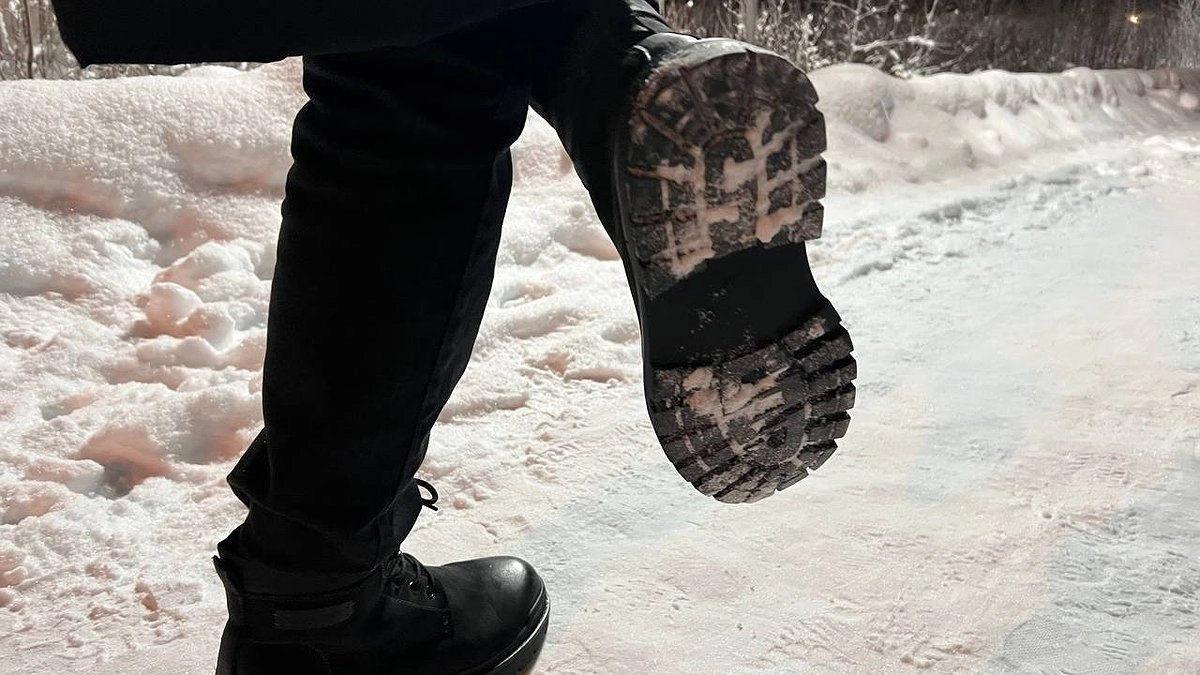 Забудьте про ледяные ноги: эти самодельные стельки за «три копейки» согреют в лютую стужу