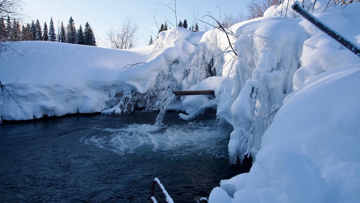 Снег, гололед и минус 21: подробный прогноз для Свердловской области на 9–11 апреля