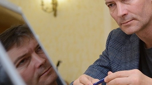 Диплом мэра Екатеринбурга Евгения Ройзмана суд признал действительным - 12 февраля 2015 года