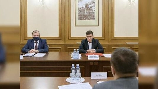 Куйвашев обсудил возможность открытия торговых центров в Свердловской области