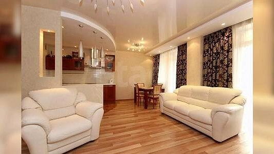 Главная картинка новости: Агентство недвижимости «Этажи» — поиски квартиры в Екатеринбурге без лишних сложностей