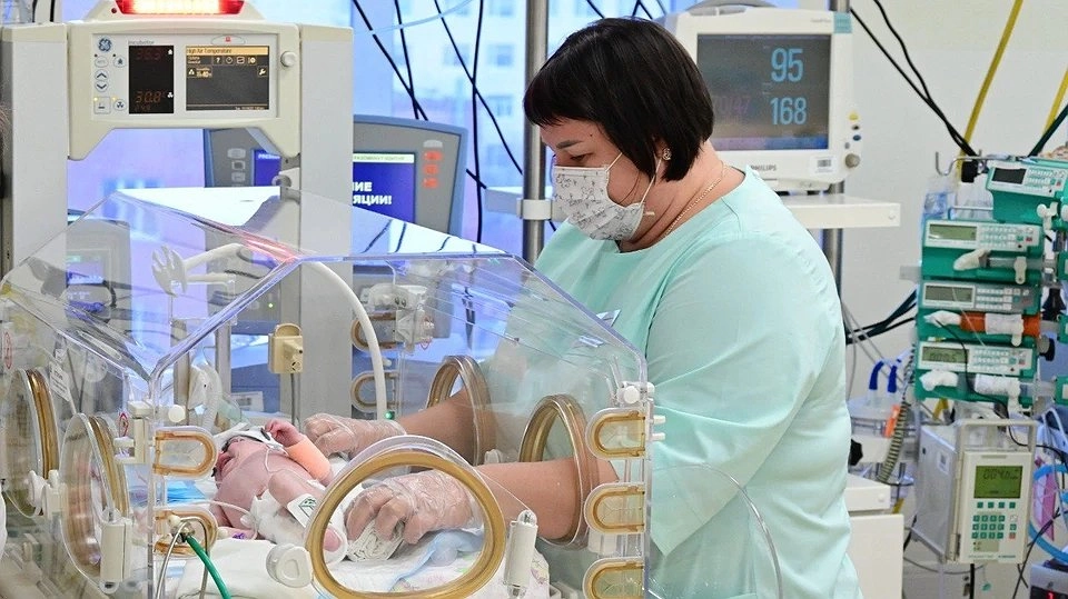 Врачи спасли жизнь беременной свердловчанке и её ребёнку после сложной операции