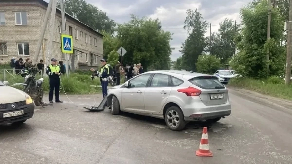 В Большом Истоке 15-летний водитель питбайка попал в ДТП — пострадала его 14-летняя пассажирка