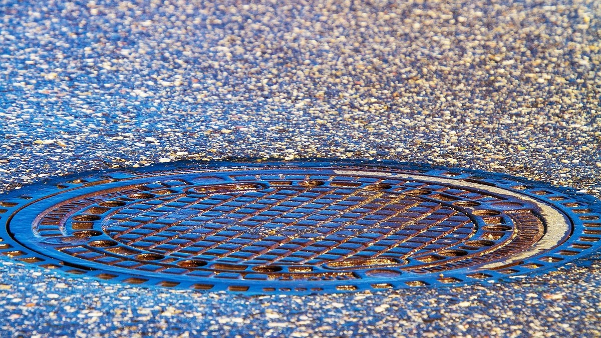 Появились новые детали происшествия с рабочими в коллекторе