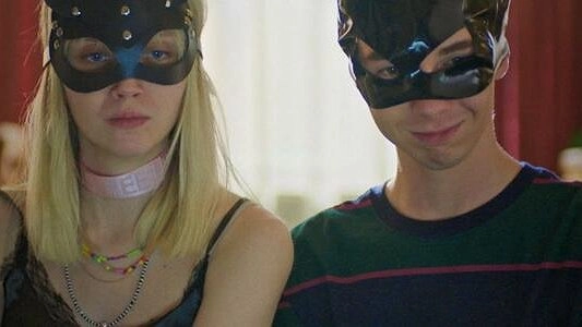 От зажатого подростка до супергероя: Денис Власенко о сериале «Мне плевать, кто вы»