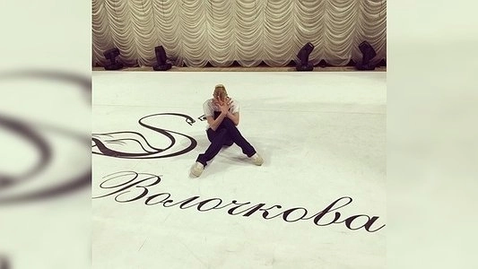 Анастасия Волочкова снялась в телепрограмме «50 оттенков. Белова» на НТВ пьяной
