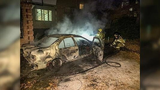 За ночь в Юго-Западном районе Екатеринбурга сгорели три машины