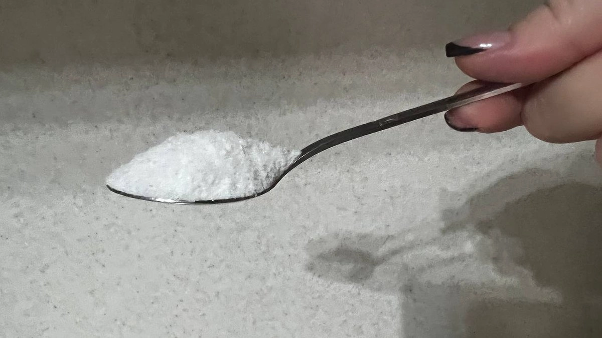 Главная картинка новости: Одна ядреная химия, а не соль: эксперты Роскачество выявили 5 марок поваренной соли, которые лучше не покупать даже по скидке