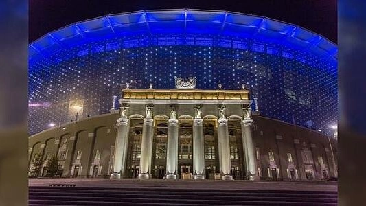 Коридоры «Екатеринбург Арены» оформили в стиле 70-ых