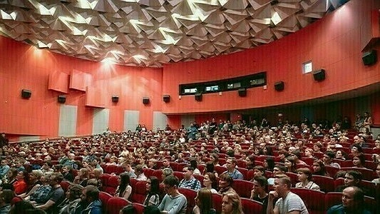 "Стоит проводить": в Екатеринбурге устроят поминки по кинотеатру "Салют"