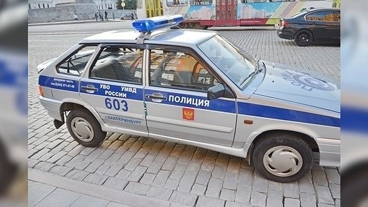 В Екатеринбурге водитель ВАЗа не пропустил ребенка на переходе на Амундсена: у 12-летней девочки перелом и сотрясение мозга