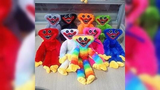 Пугающий тренд: екатеринбургских детей захватила мода на Киси Миси и Хаги Ваги