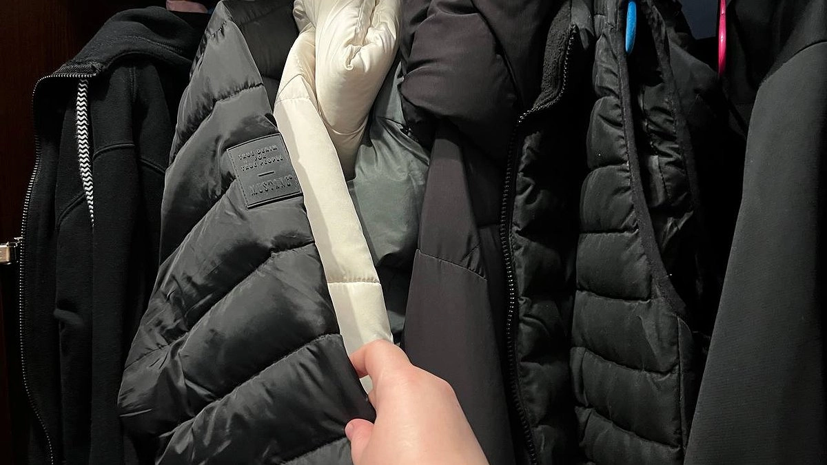 Тёплые вещи не убирайте, скоро они понадобятся: Вильфанд рассказал о резком похолодании почти на 25 градусов