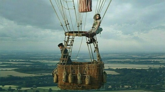 Шар как символ надежды: НАША рецензия на фильм "Аэронавты"