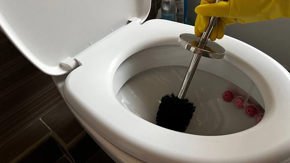 Сантехники и вантуз больше не понадобятся: одно простое действие, и засор рассосется за пару минут