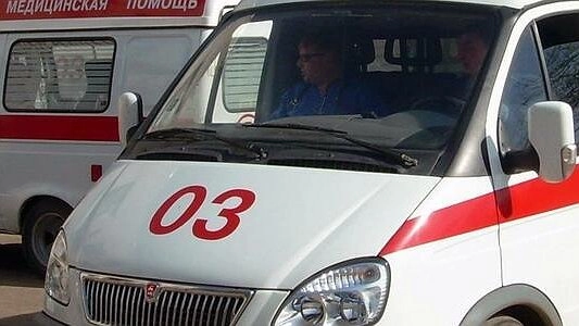 В Екатеринбурге двухлетний малыш чудом остался жив, выпав с третьего этажа 20 мая 2016 года на Вторчермете