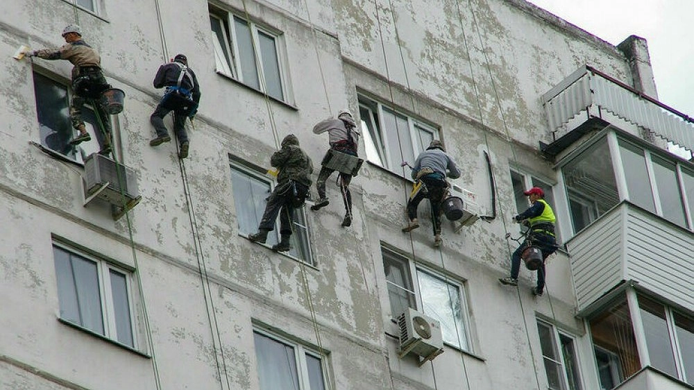 В Свердловской области заговорили о повышении взносов на капремонт из-за бегства домов