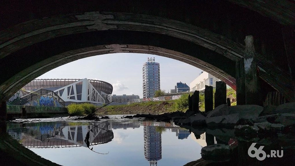 Главная картинка новости: Под мостом на улице Куйбышева построят пешеходный тоннель